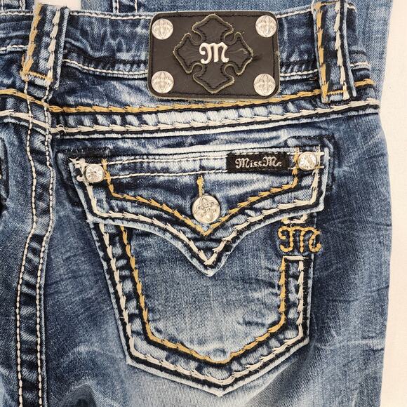 Miss Me Mid-Rise Bootcut Contrast Stitch Jeans 28L - Picture 3 of 11